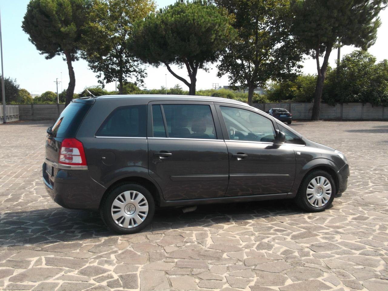 Zafira 1.6 Turbo Metano 7 Posti 2013