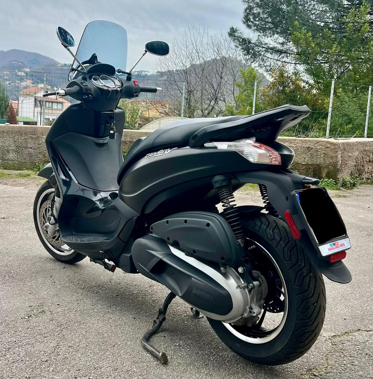 Piaggio Beverly 350 Police Acc.Permute