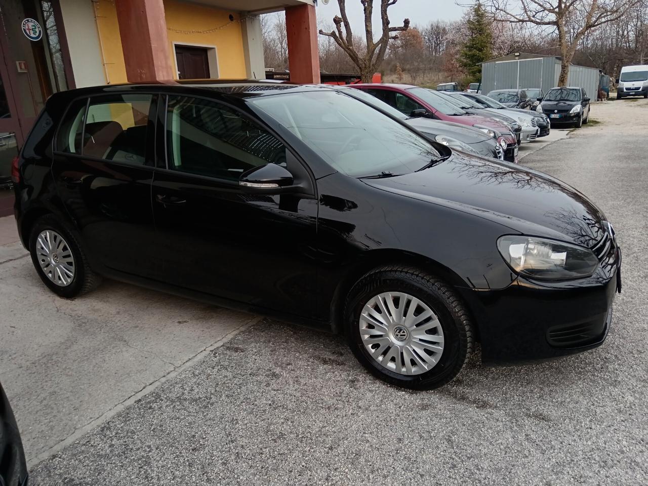 Volkswagen Golf 1.6 TDI 105CV NEOPATENTATI