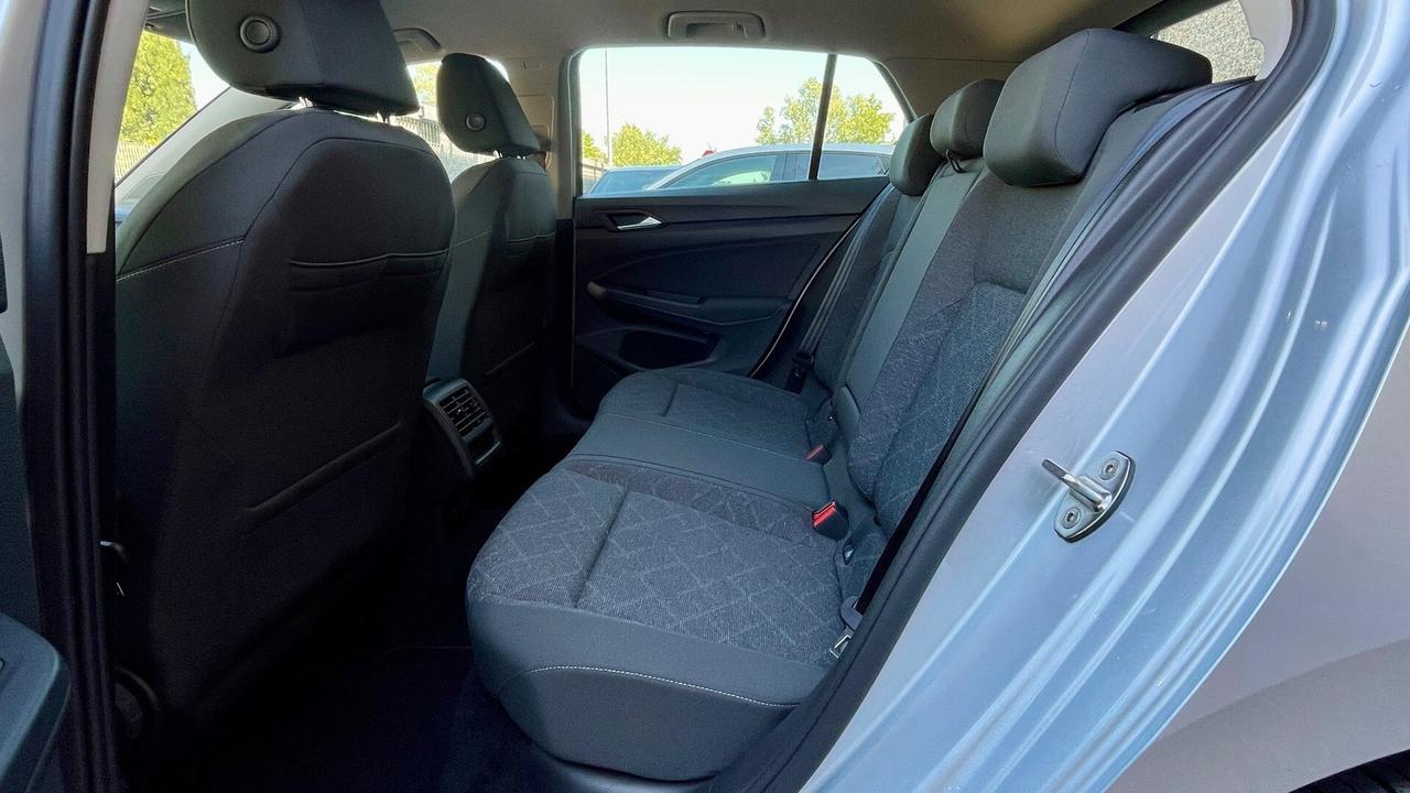 VOLKSWAGEN GOLF 2.0 STYLE TDI DSG SCR 150 CV - FULL LED, VIRTUAL COCKPIT, CAR PLAY