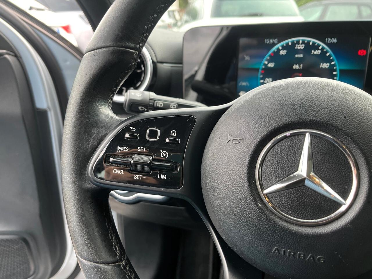 Mercedes-benz A 180 d Automatic Business Extra