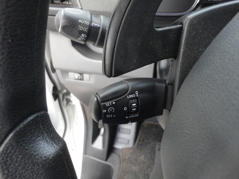 PEUGEOT Expert 4ª serie Expert BlueHDi 180 S&S...