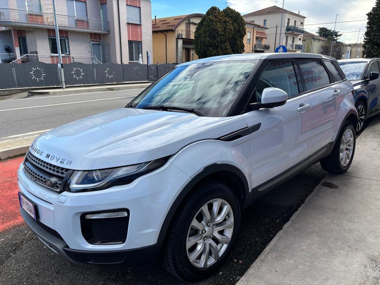 Land Rover Range Evoque 2.0 TD4 180 CV 5p. Pure