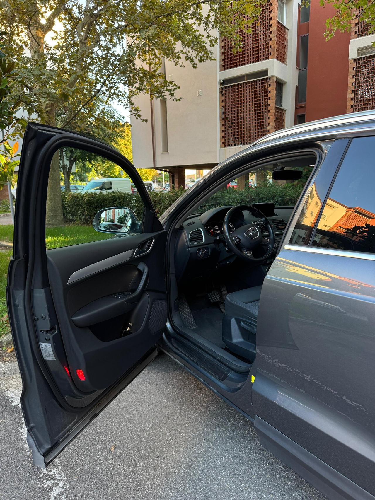 Audi Q3 2.0 TDI 150 CV quattro Business