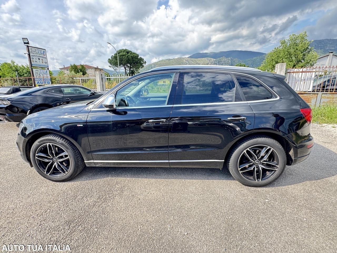 AUDI Q5 2.0 TDI S-LINE