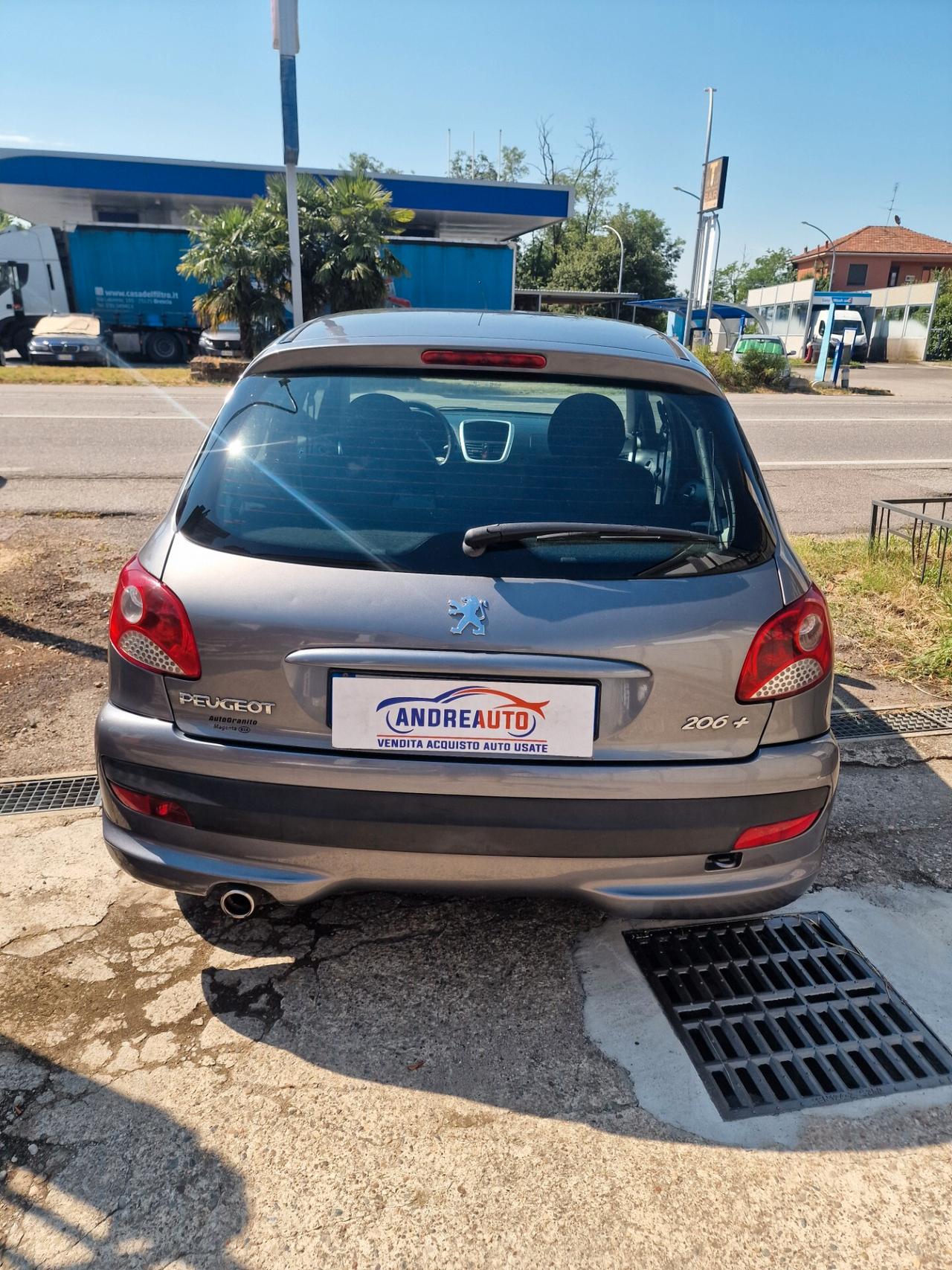 Peugeot 206 Plus 1.1 60CV 5p. distribuzione ok.