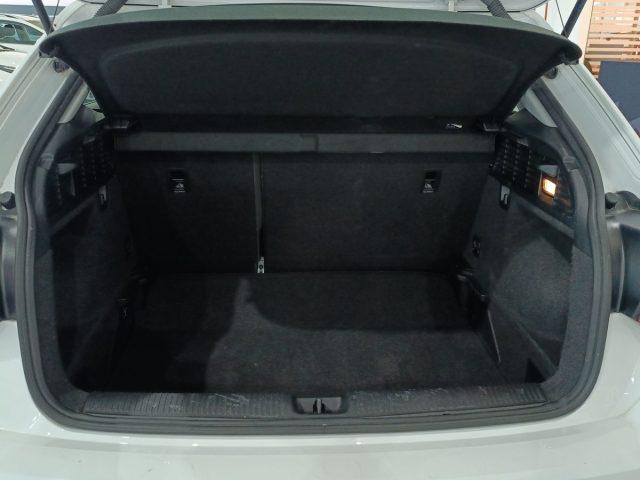 AUDI Q2 30 TDI S tronic Business