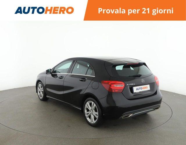 MERCEDES-BENZ A 200 d Sport