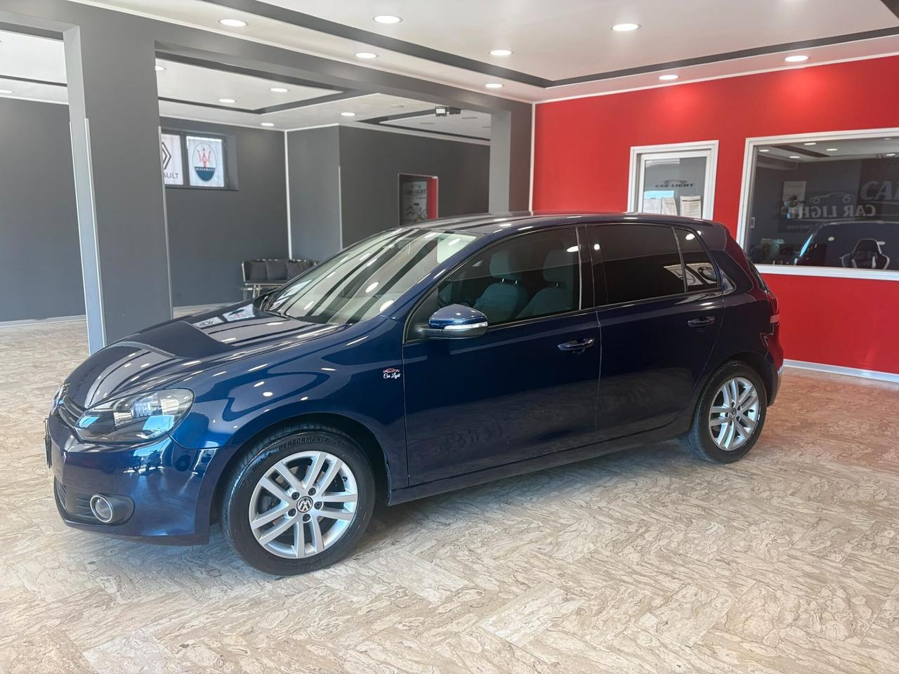 Volkswagen Golf 1.6 TDI DPF DSG 5p. Highline