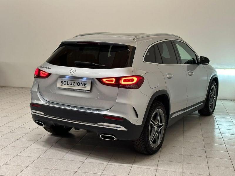 Mercedes-Benz GLA GLA 250 e Plug-in hybrid Automatic Premium