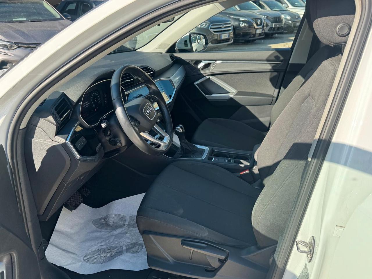 Audi Q3 35 TDI S tronic line edition