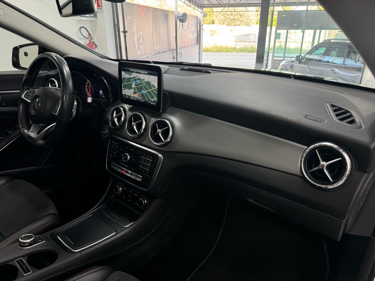 Mercedes-benz CLA 200 CLA 200 d 4Matic Automatic Premium