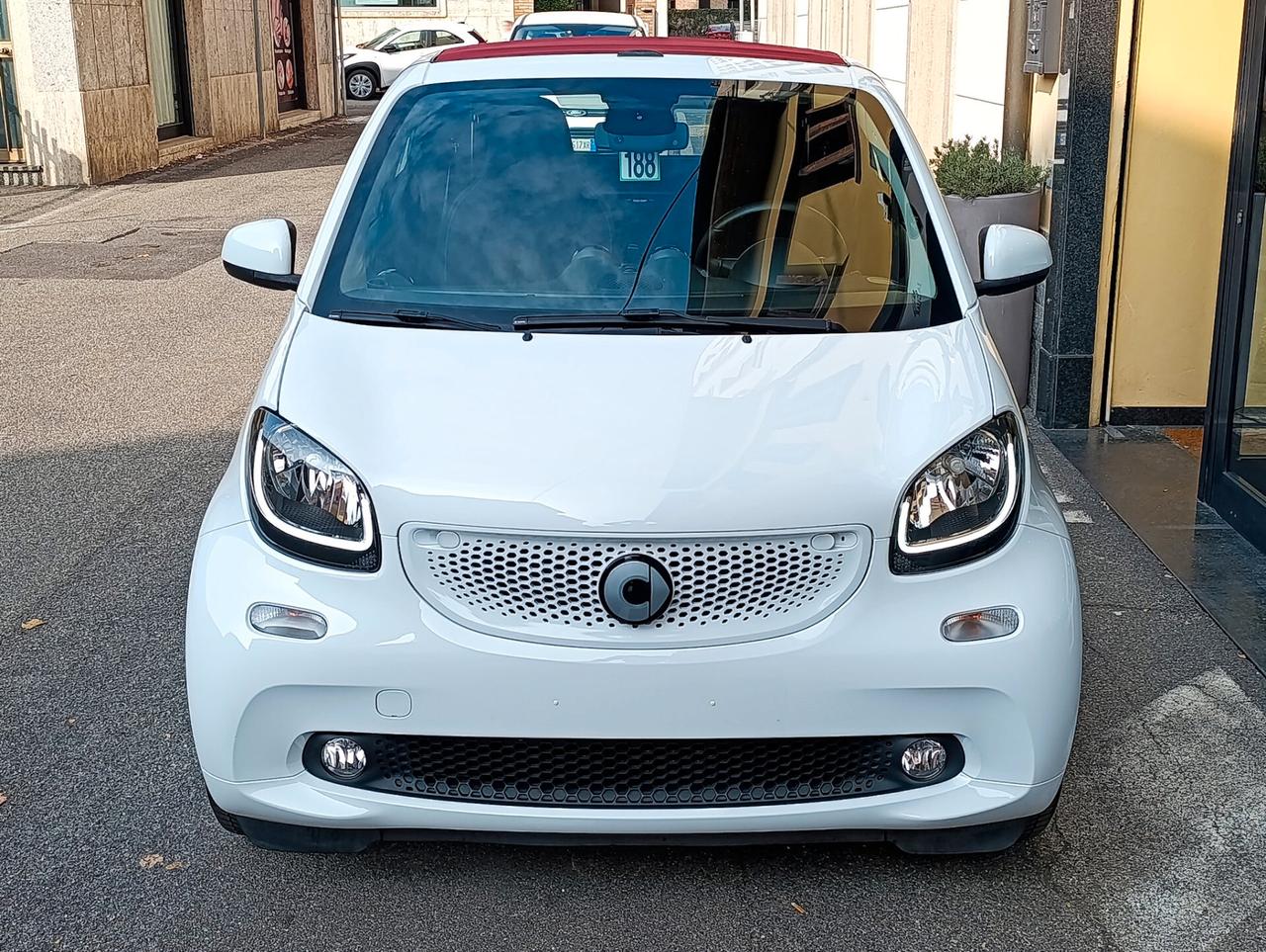 Smart ForTwo 70 1.0 twinamic cabrio Capote Rossa