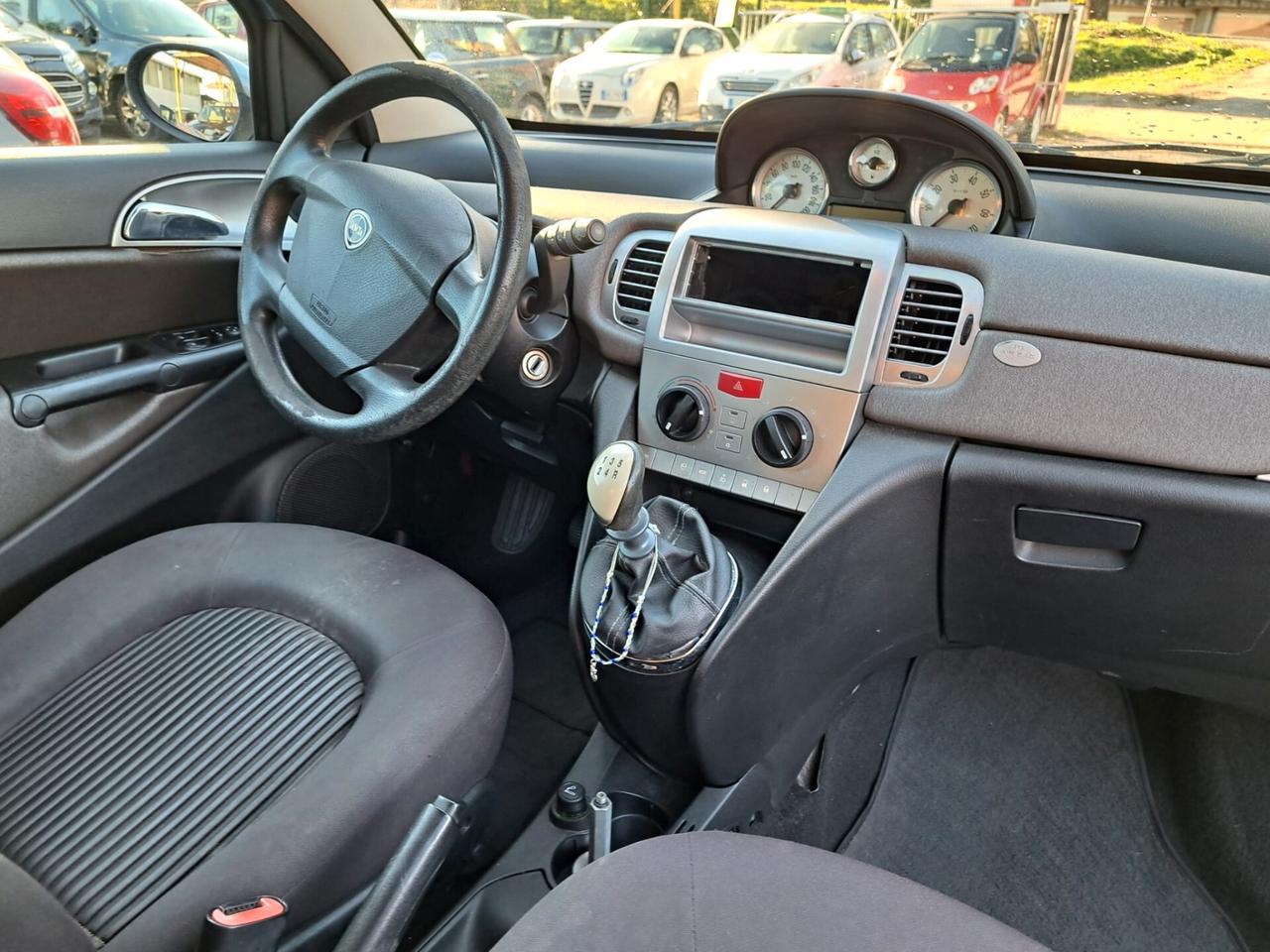 Lancia Ypsilon 1.4 Argento Ecochic GPL