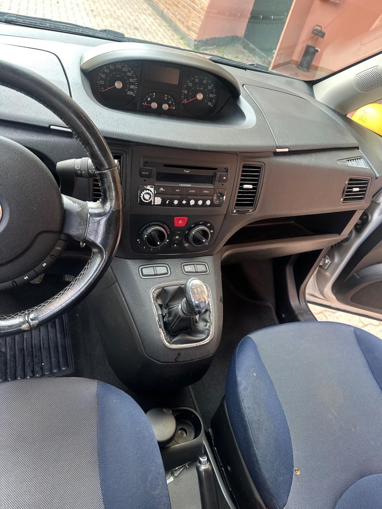 Fiat Idea 1.4 BlackEnergy GPL