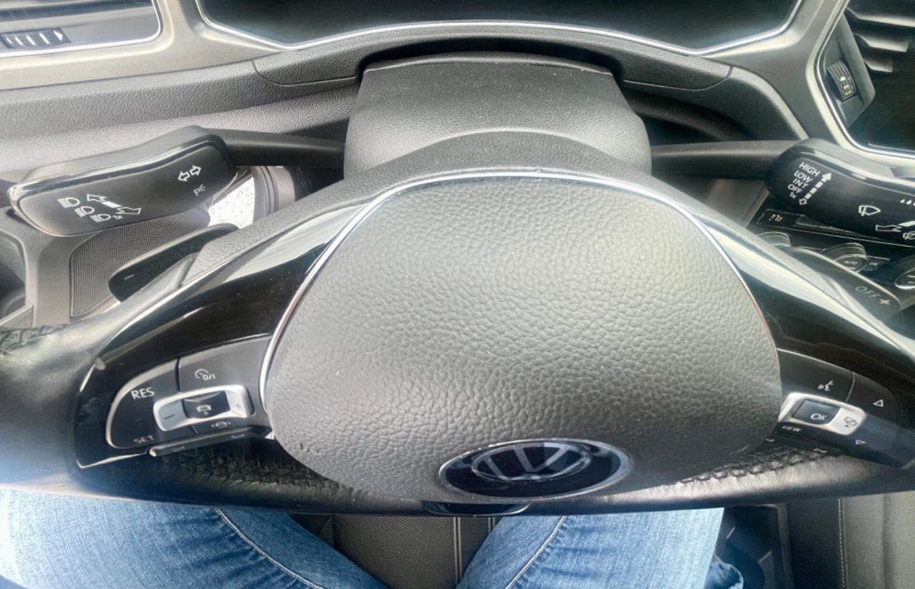 Volkswagen T-Roc 2.0 TDI 150CV DSG Advance 2021