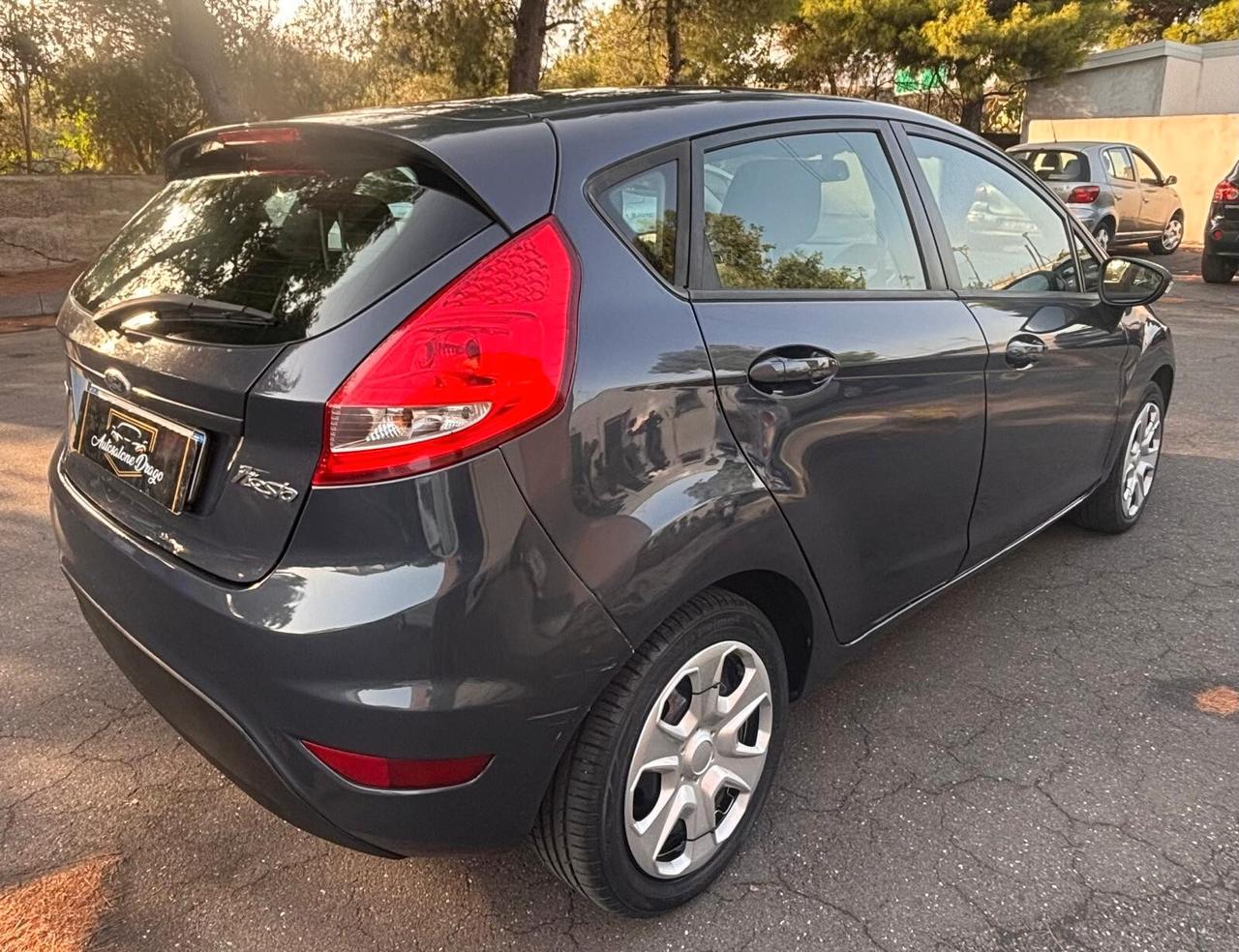 Ford Fiesta 1.4 TDCi 5p. 100MILA KM