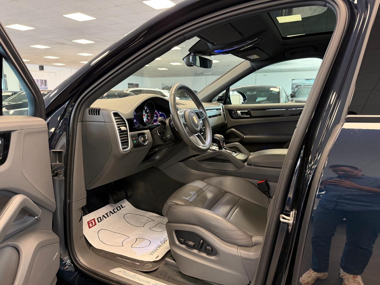 Porsche Cayenne 3.0 V6 Platinum Edition