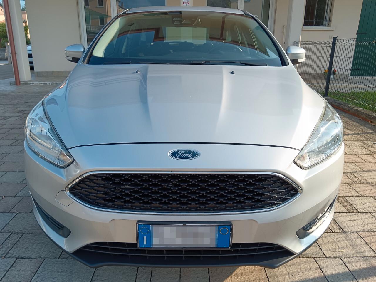 Ford Focus 1.6 120 CV GPL Titanium