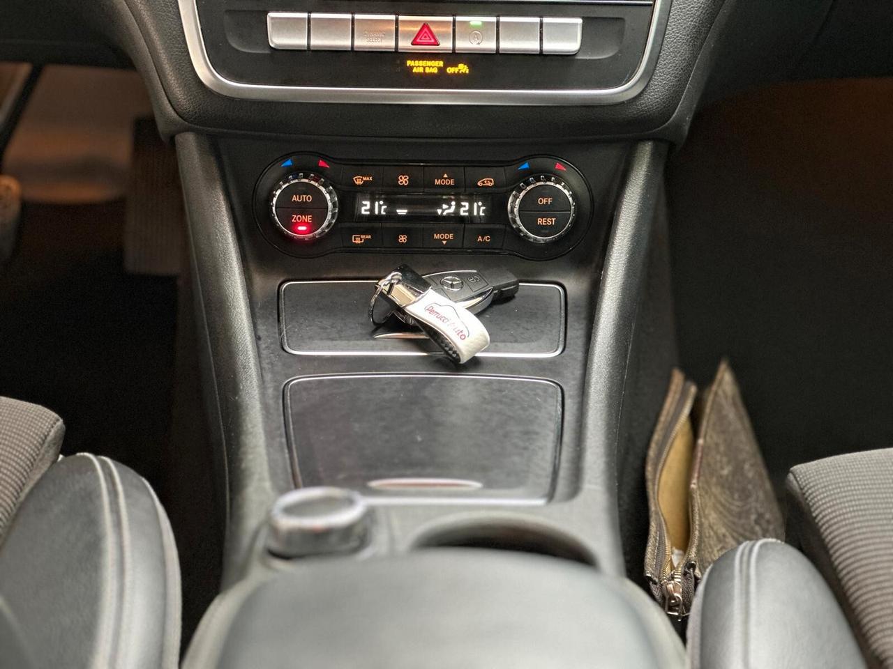 Mercedes-benz GLA 200 d Automatic Premium