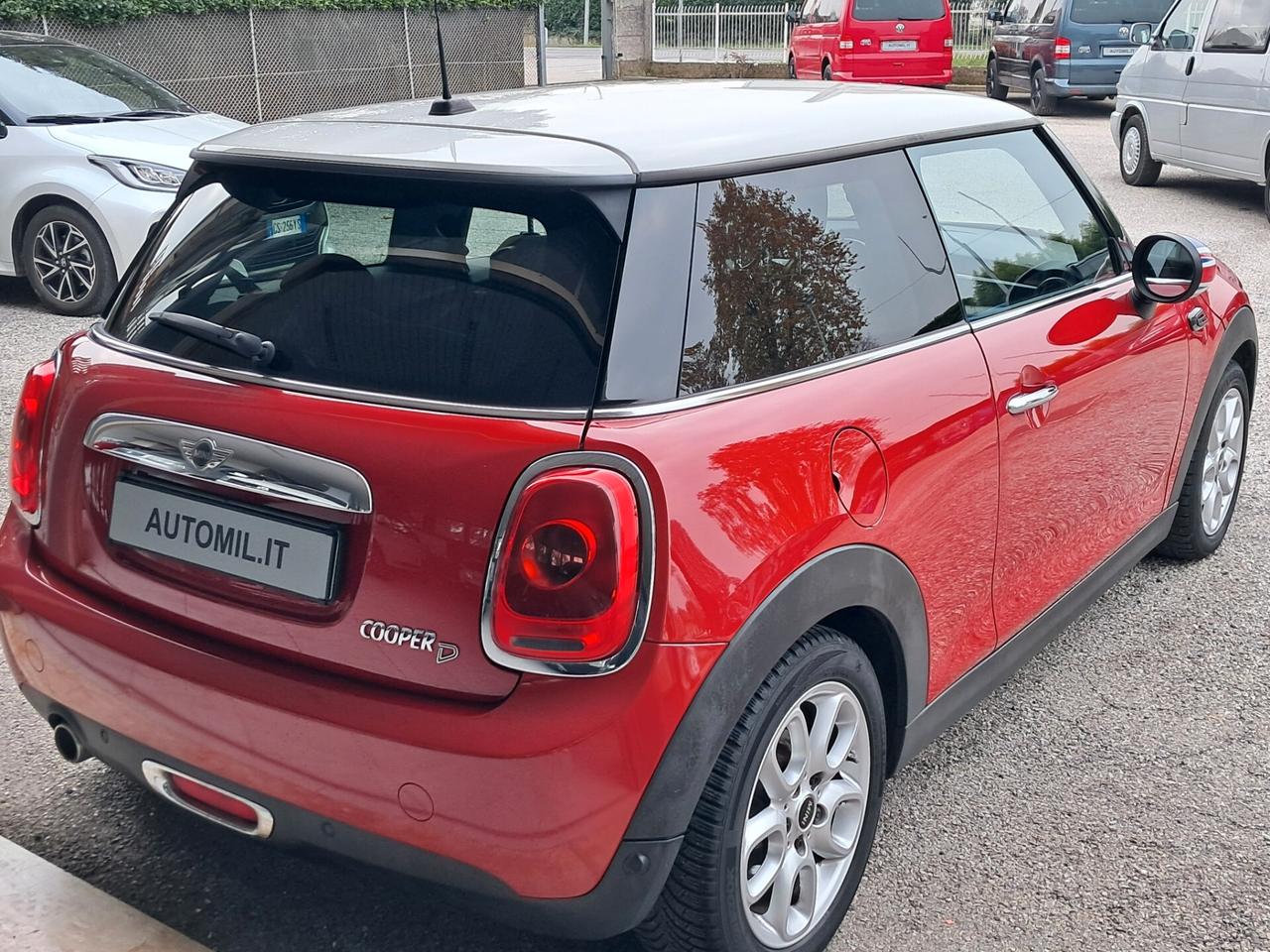 MINI 1.5 COOPER D NEOPATENTATI