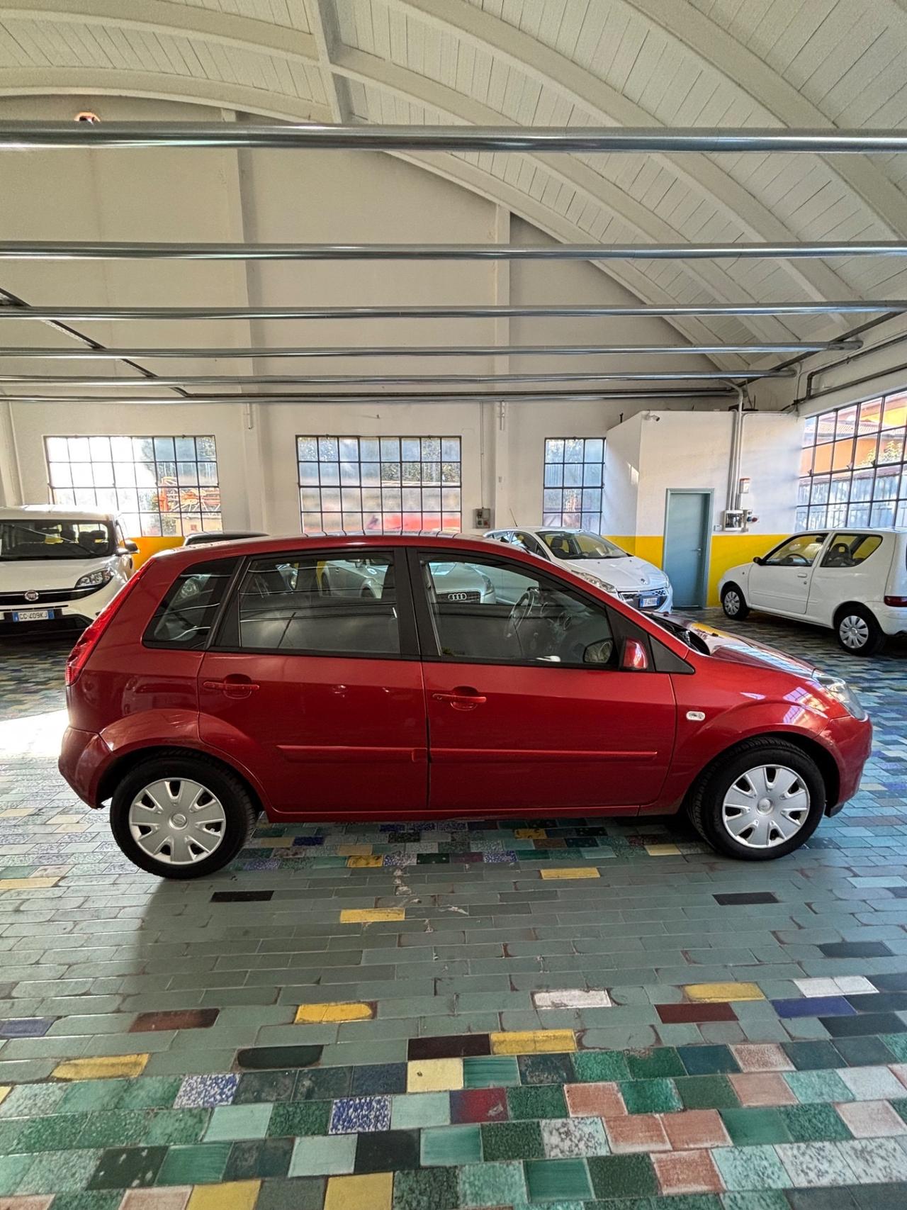 Ford Fiesta 1.4 TDCi 5p. Ghia