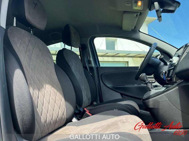 Lancia Ypsilon 1.0 FireFly 70cv S&S Hybrid GOLD