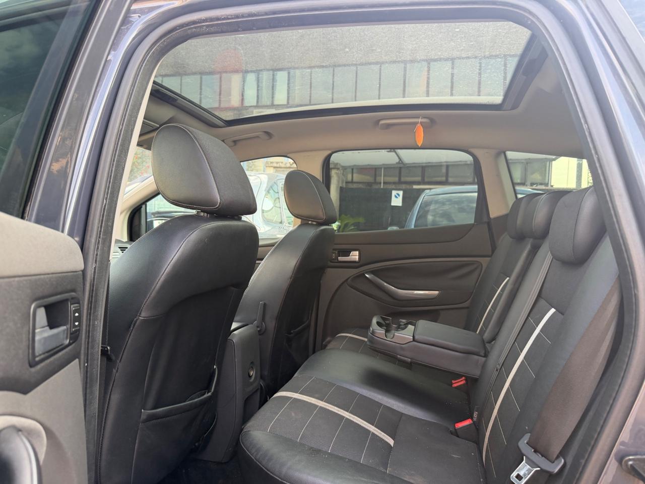 Ford Kuga 2.0 TDCi 163 PANORAMICO 4WD Titanium
