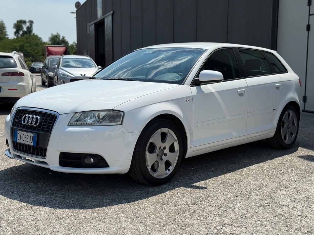 Audi A3 SPB 2.0 16V TDI quattro Ambition