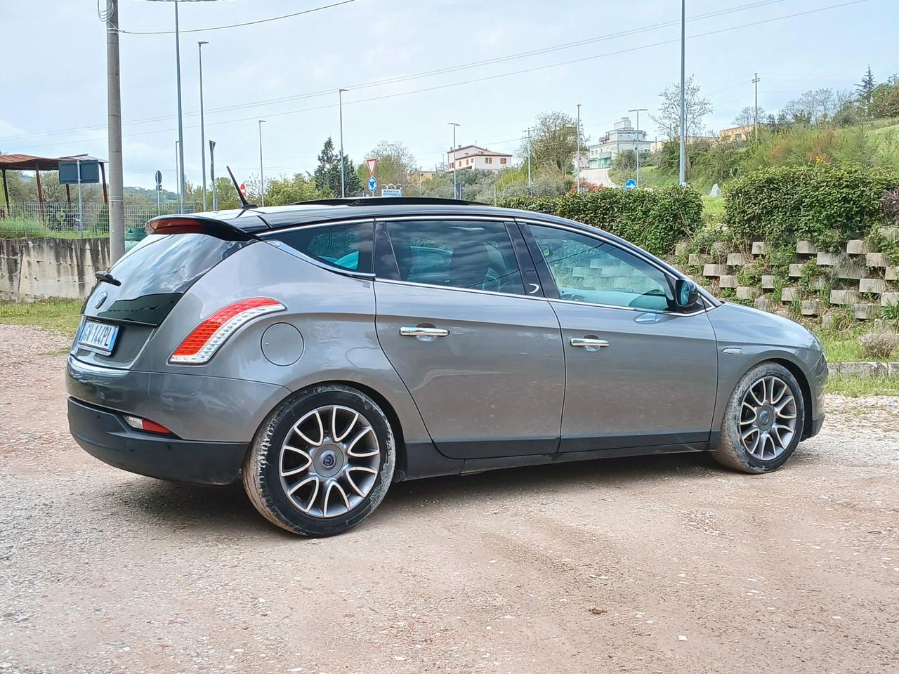 Lancia Delta 2.0 MJT DPF Oro