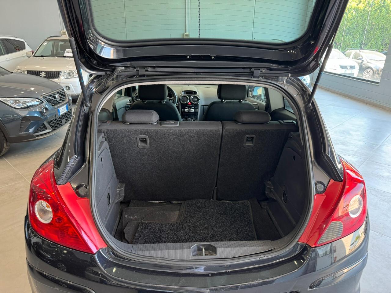 Opel Corsa 1.2 3 porte Edition