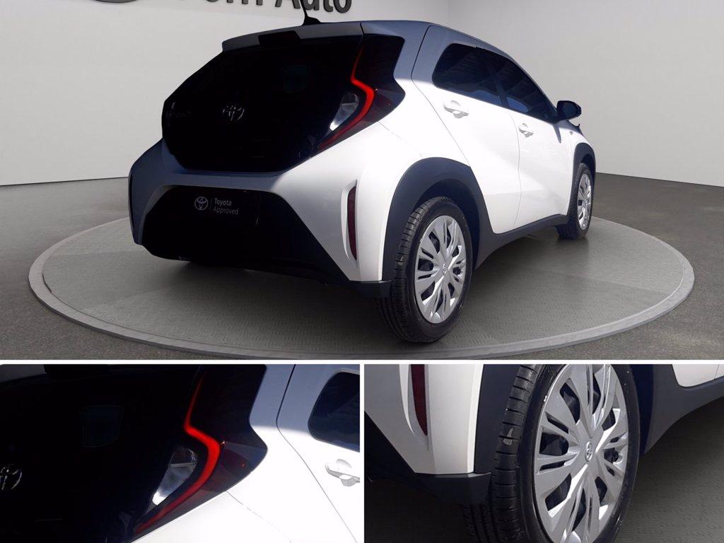 TOYOTA Aygo x 1.0 active 72cv del 2025