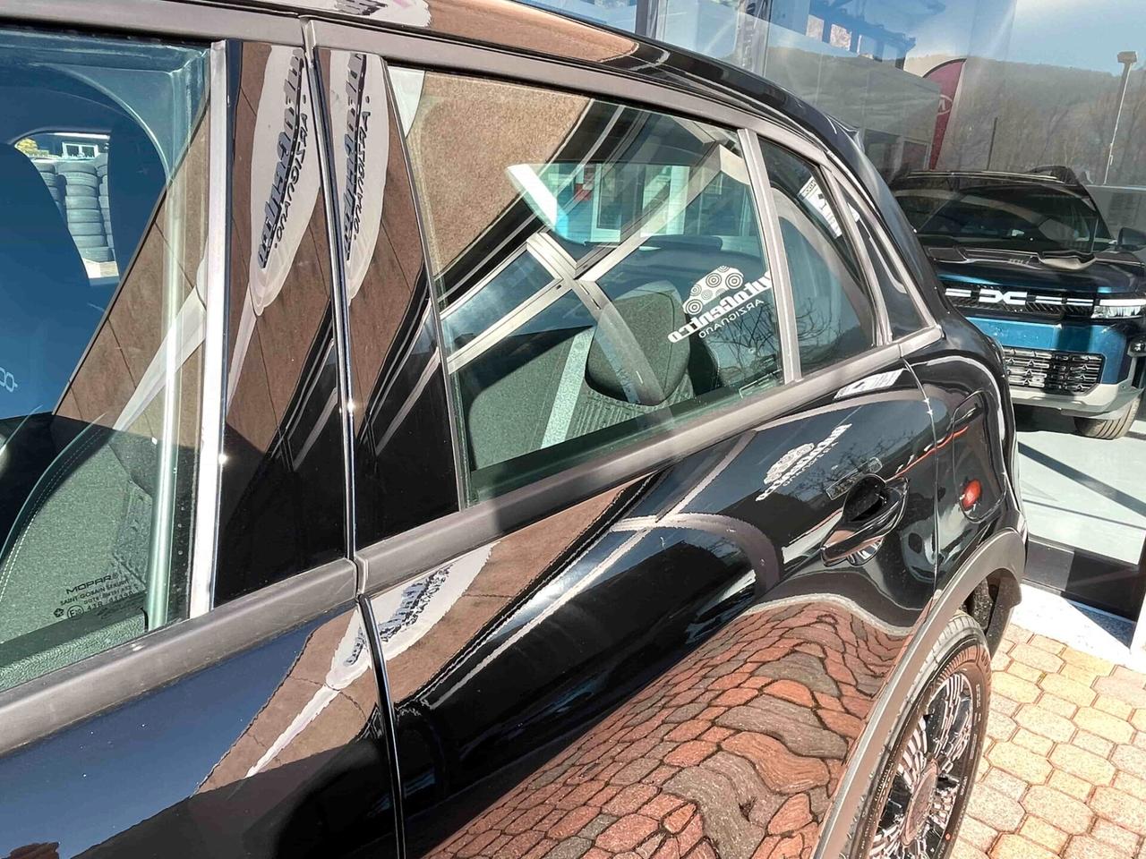 Fiat 600 Hybrid 110 CV DCT MHEV Icon NEOPATENTATI