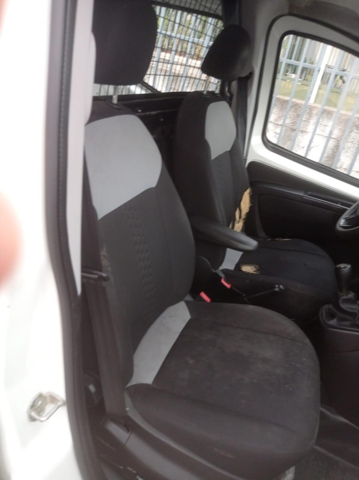 Fiat Fiorino 1.3 MJT 95CV Cargo SX-2021