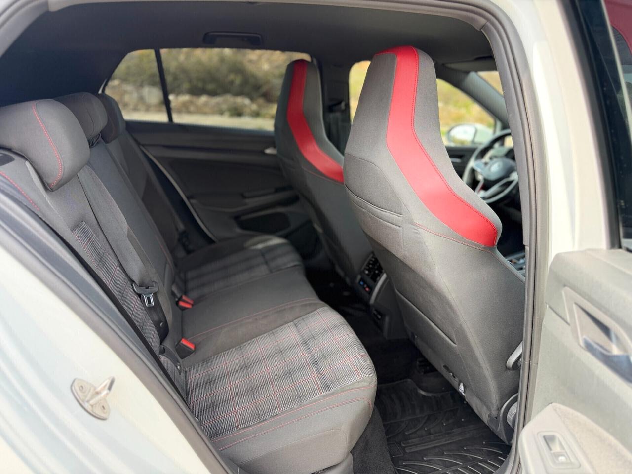 Volkswagen Golf 8 GTI DSG 245cv Led*Carplay*64.000 km