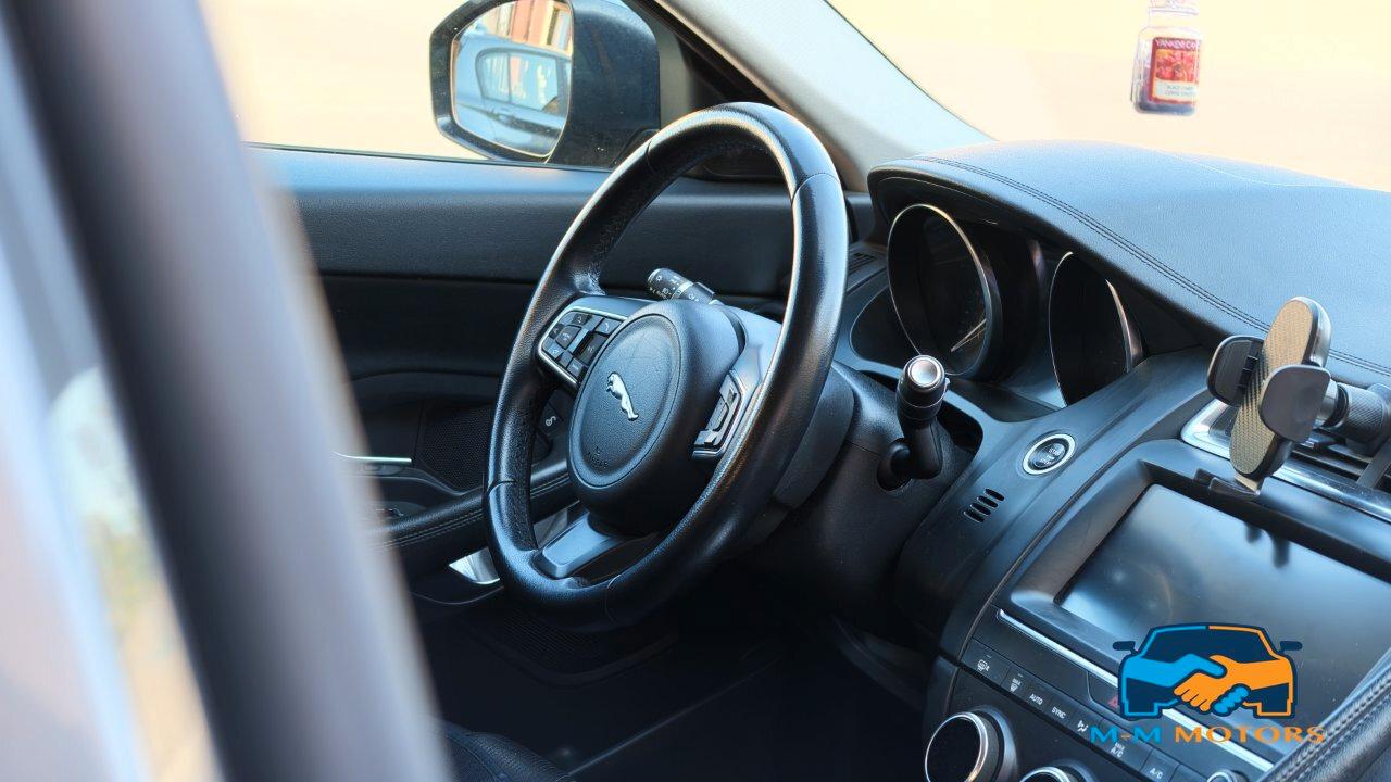 Jaguar E-Pace 2.0d i4 awd 150cv