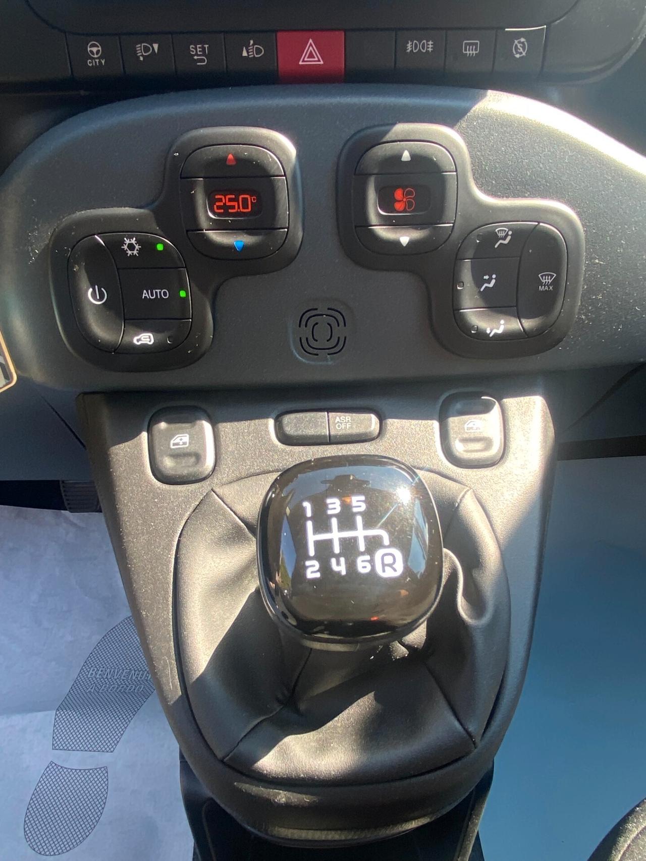 FIAT Panda 1.0 hybrid 5posti CROSS RadioAPP-PREZZO REALE