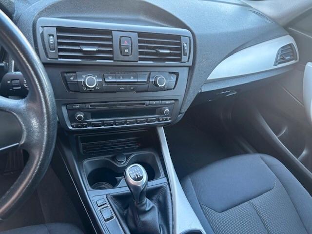 Bmw 114 114i 5p. Sport