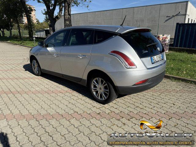 LANCIA Delta 1.6 MJT DPF Silver