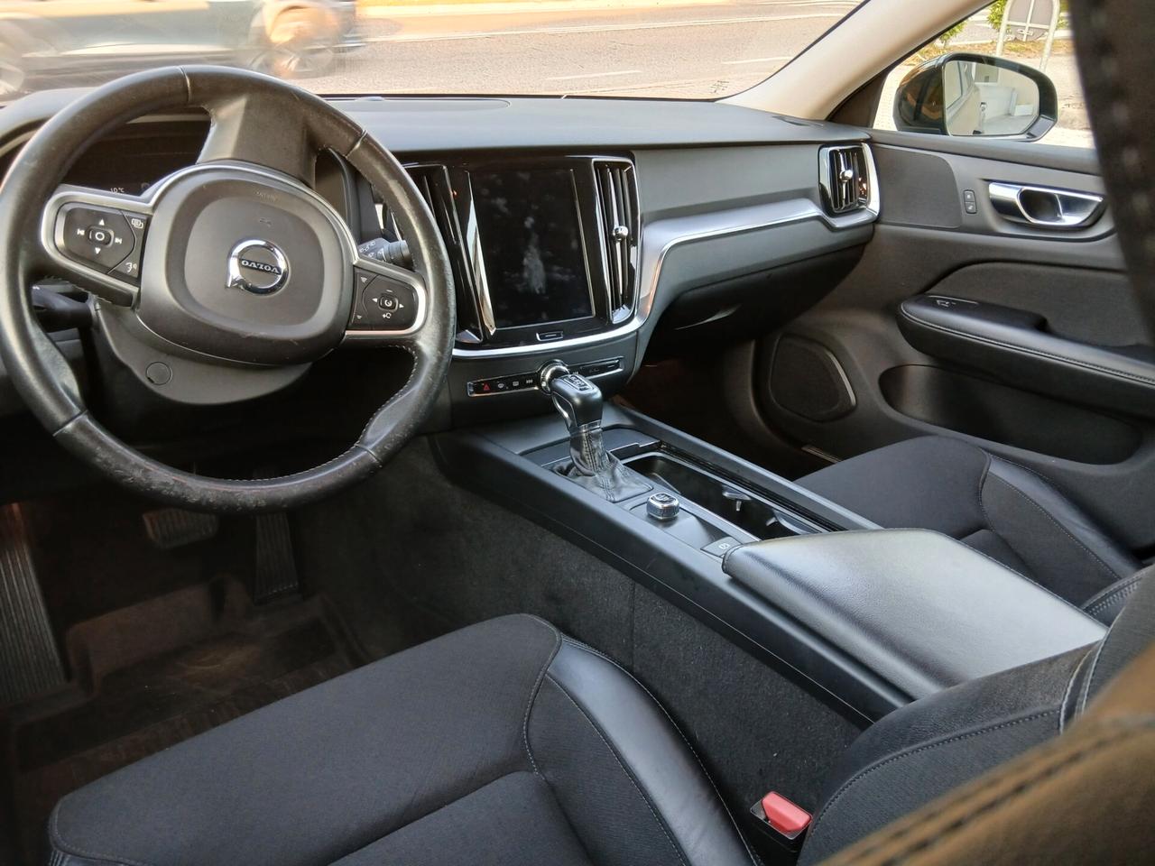 Volvo V60 D3 Geartronic FULL optional tua a € 199 mese