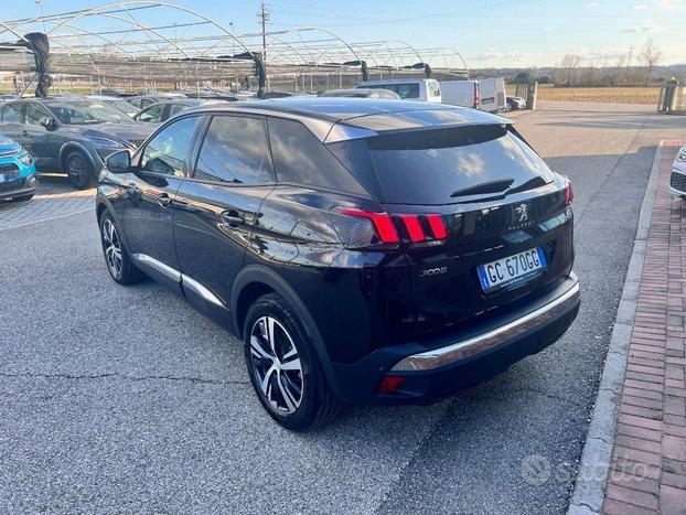 PEUGEOT 3008 BlueHDi 130 S&S Allure