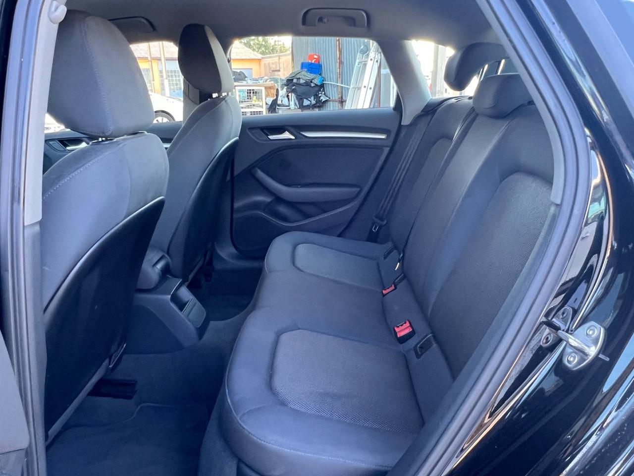 Audi A3 SPB 1.6 TDI 116 CV Business