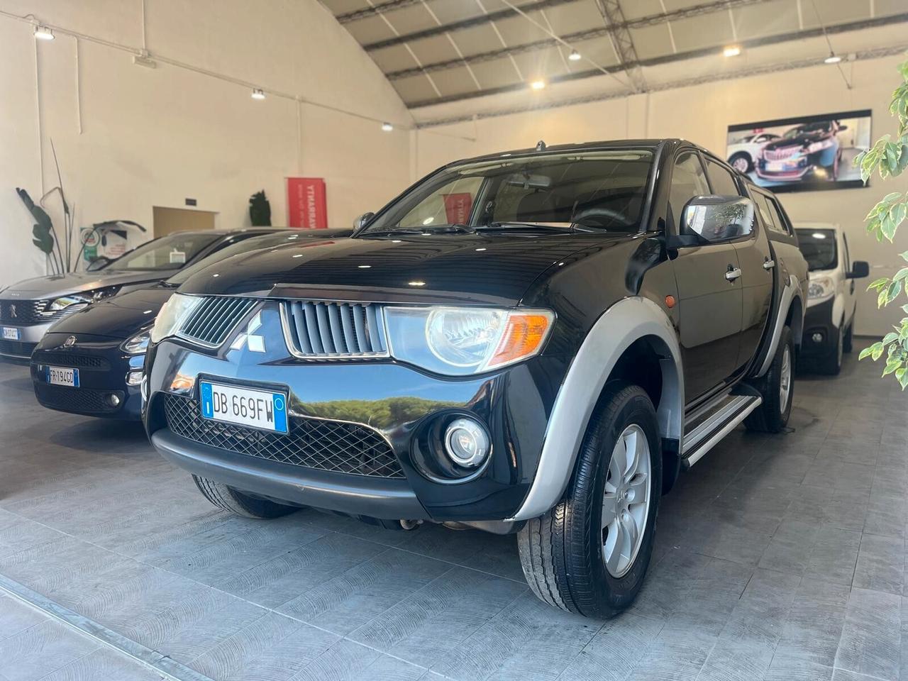 MITSUBISHI L200 2.5 4X4 136CV DOUBLE CAB INTENSE+HARDTOP