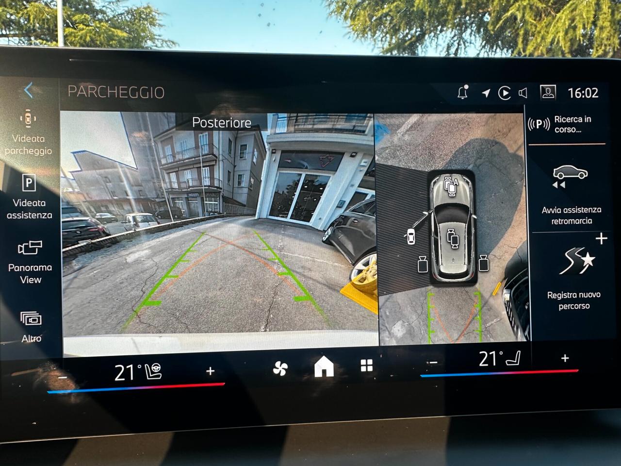 Bmw 120 d M Sport PRO - R19_TETTO_FARI MATRIX_Harman Kardon_360°_HEAD-UP