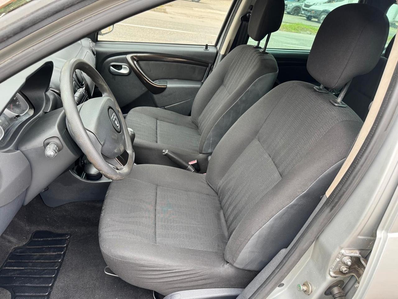 Dacia Duster 1.6 110CV 4x2 Lauréate GARANZIA 12 MESI
