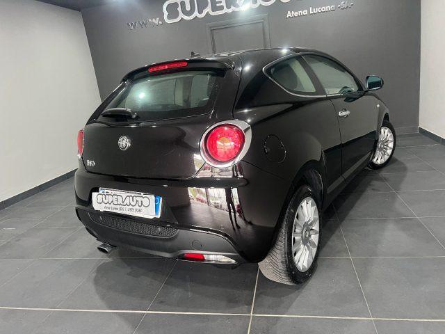 ALFA ROMEO MiTo 1.6 JTDm 16V Distinctive Sport Pack
