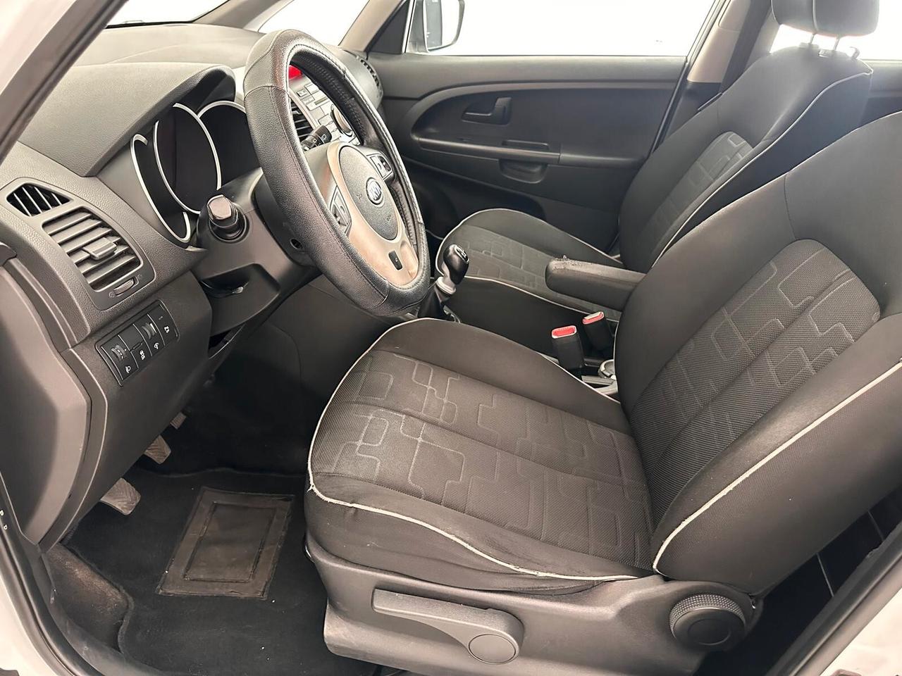 Kia Venga 1.4 CVVT EX Easy