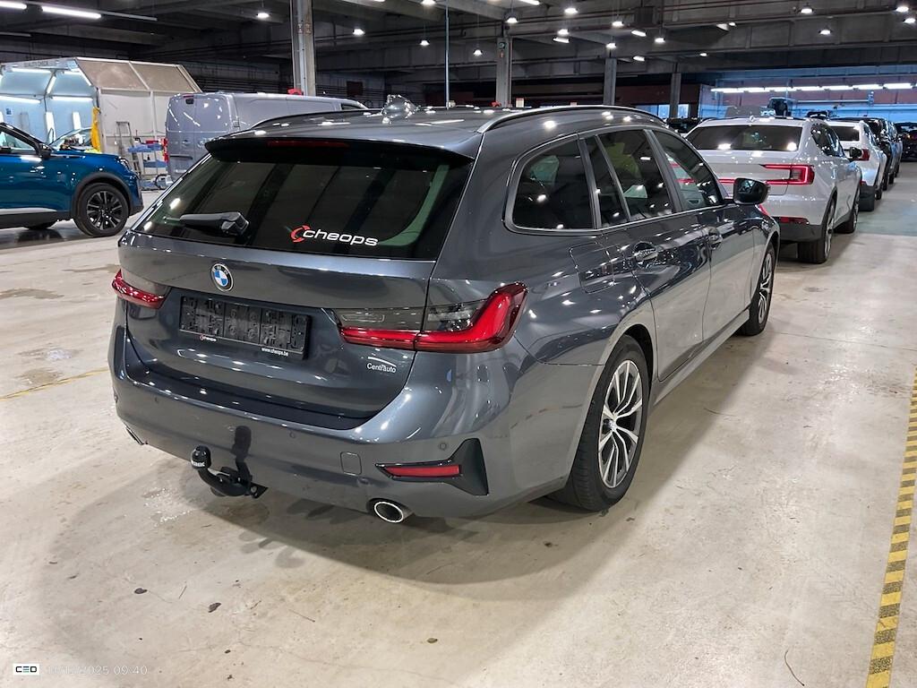 BMW 316D TOURING 122CV STEPTRONIC 48V BUSINESS ADVANTAGE ( FARI LED - BMW DIGITAL COCKPIT - NAVI - CLIMA TRIZONA - PDC - CERCHI 17 )