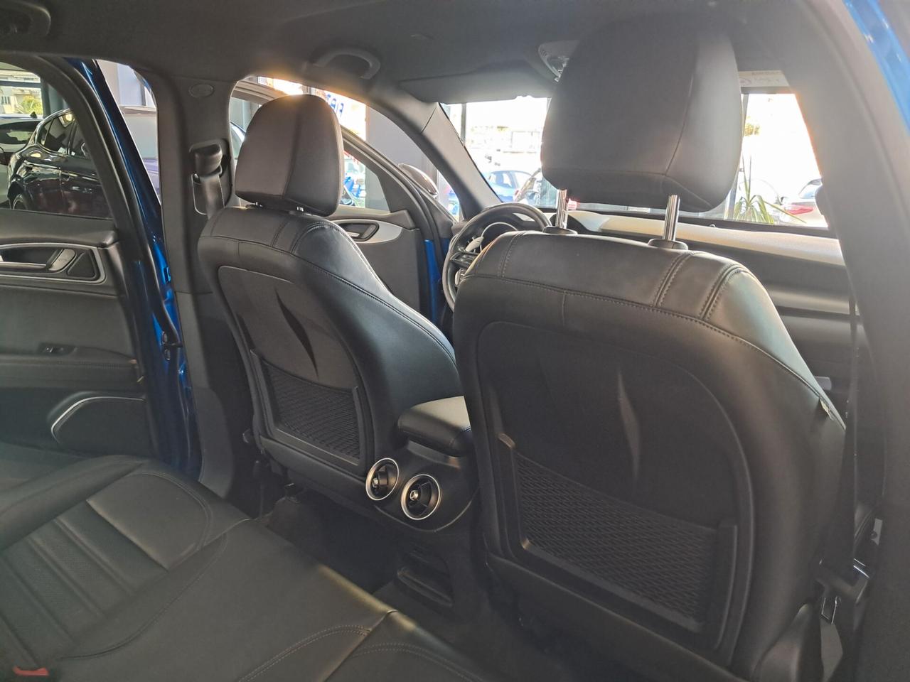 Alfa Romeo Stelvio 2.2 Td 210 cv AT8 Q4 Veloce