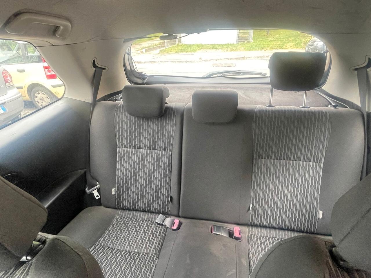 Toyota Yaris 1.0 Active